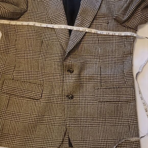 Burberry's vintage plaid blazer - Picture 5 of 16
